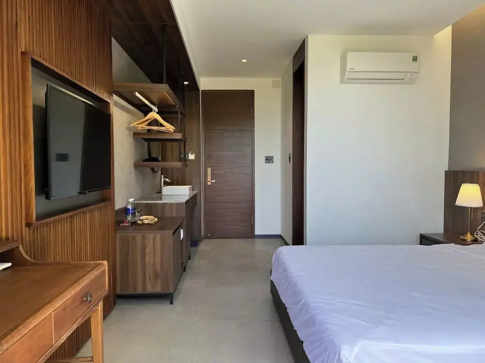 Field Villa