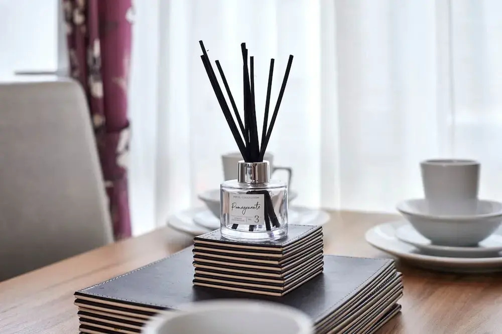 Host Stay Lakeview Winter