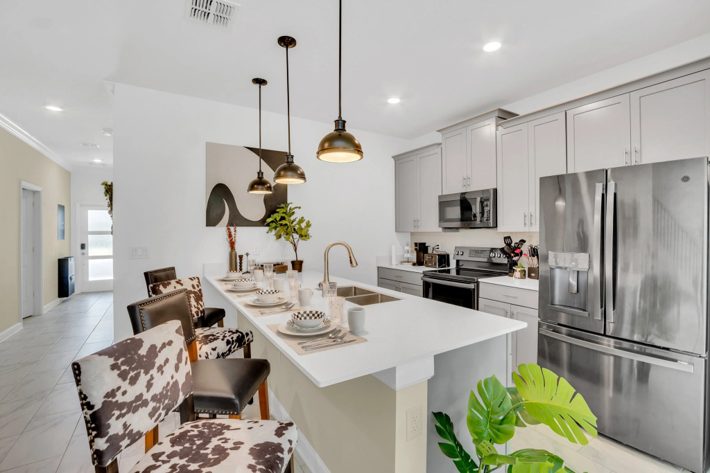 Brand New Storey Lake 5 Bedroom with Pool, Kissimmee, US