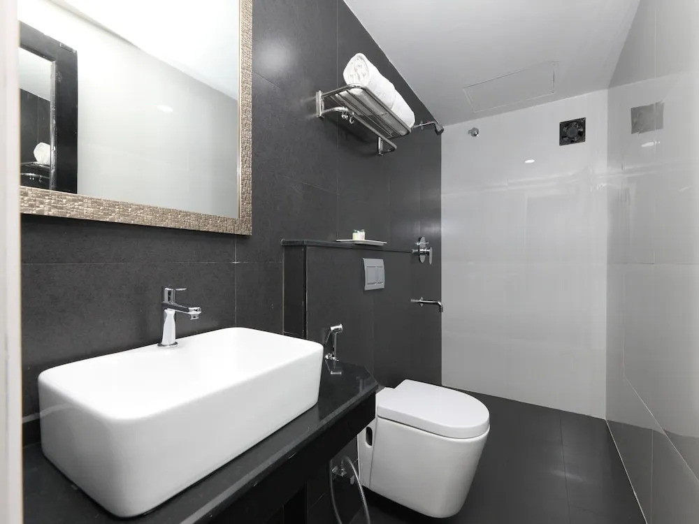 Nachiappa Park Hotel