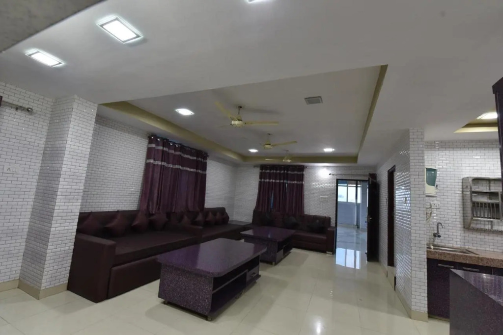 Hotel 7