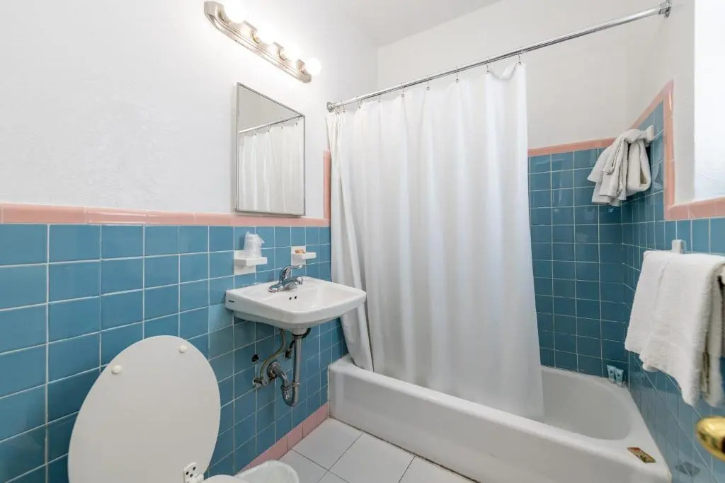 Ocean Beach Suites