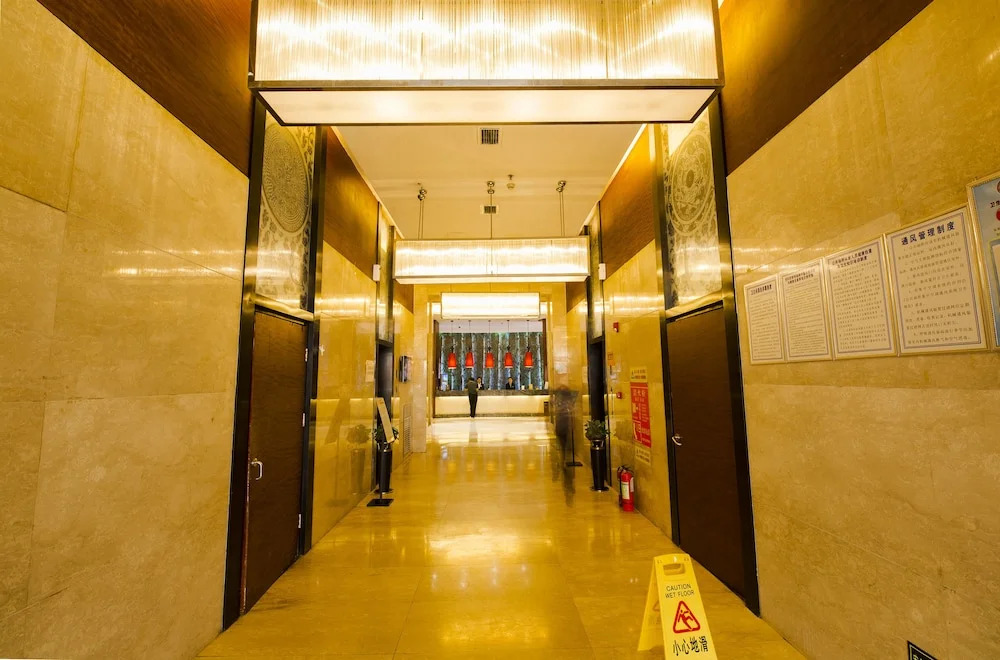 The Posh Hotel
