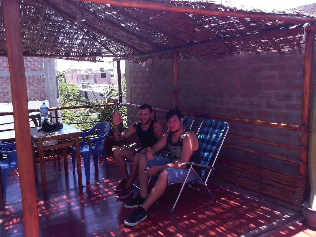 Brabant Hostal