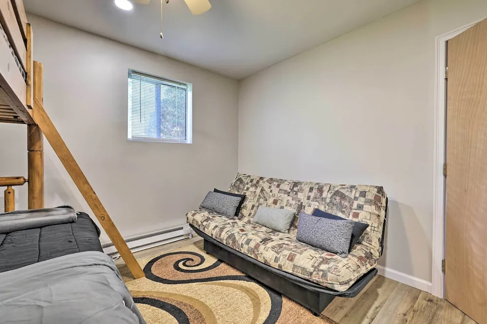 3 Mi to Kalahari: Pocono Mountain Home w/ Fire Pit