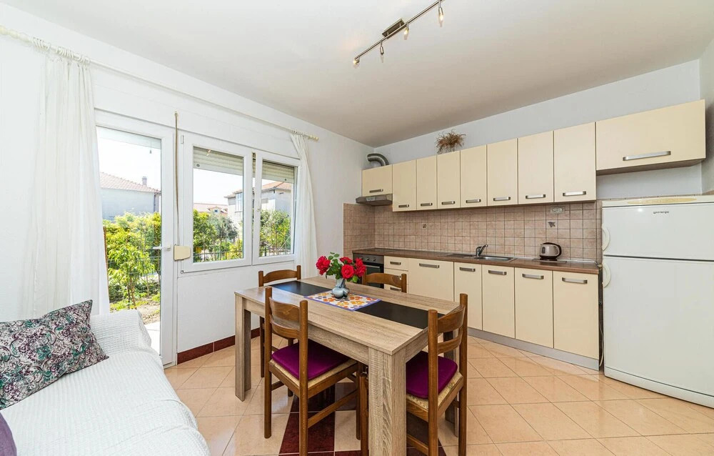 Nice Apartment in Trogir With Wifi and 2 Bedrooms