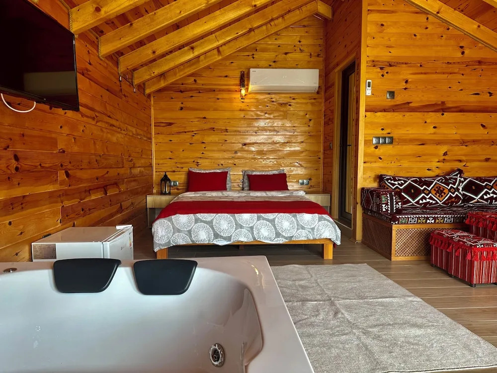 Celazeni̇ Bungalov