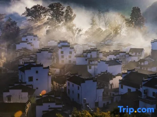 Wuyuan Hetian Xiangsu (Huangling Scenic Area)