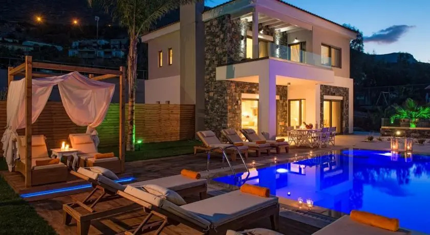 Irida Villa