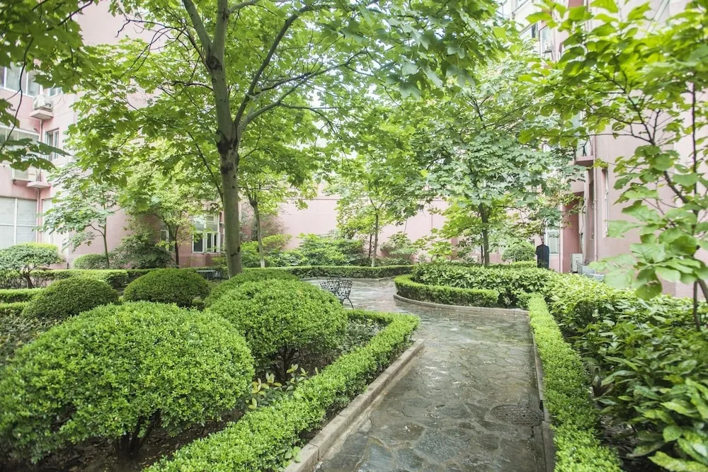 GoNative Downtown Apartment Yu Garden