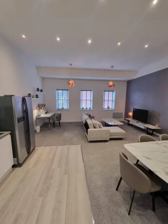 Stunning 1 Bed Apt Minutes From Bham City Centre