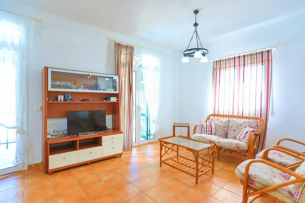 Takis House in Katavolos