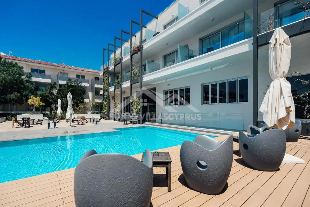 SunnyVillas: 2BR Mythical Apt*Swimming Pool*AK04
