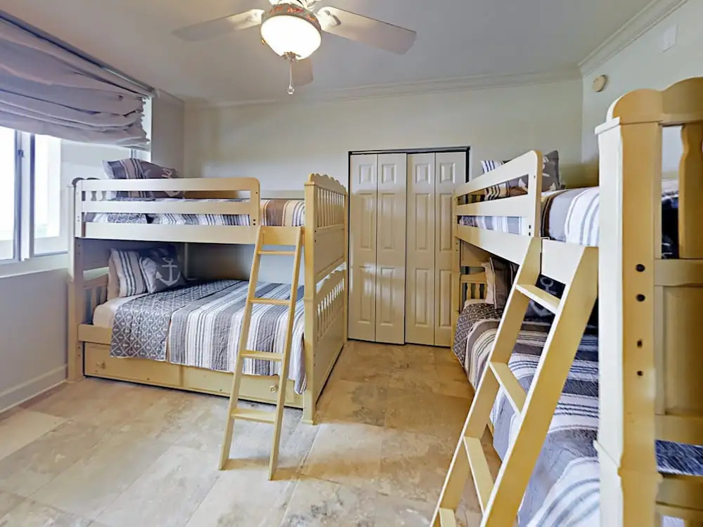375 Beach Club Trail Condo Unit B1903 4 Bedrooms 4.5 Bathrooms Condo