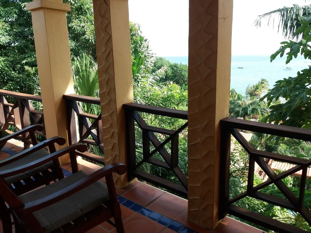 Reef View Pavilions - Villas & Condos