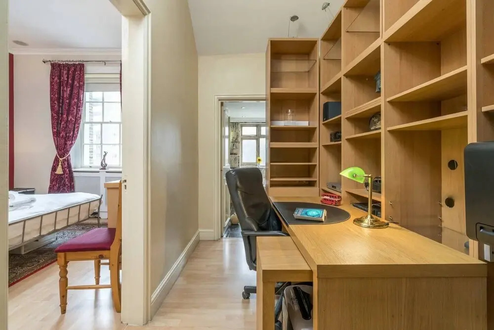 Elegant 2 BR Apartment in Paddington