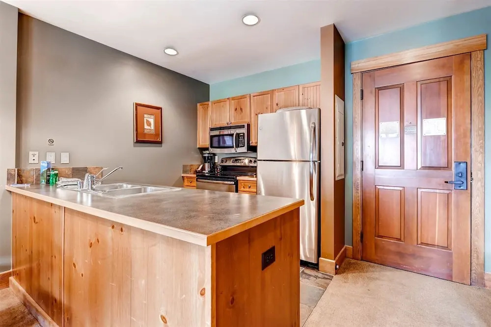 1 Bedroom Springs Condo In River Run Village Just 75 Yards From The River Run Gondola