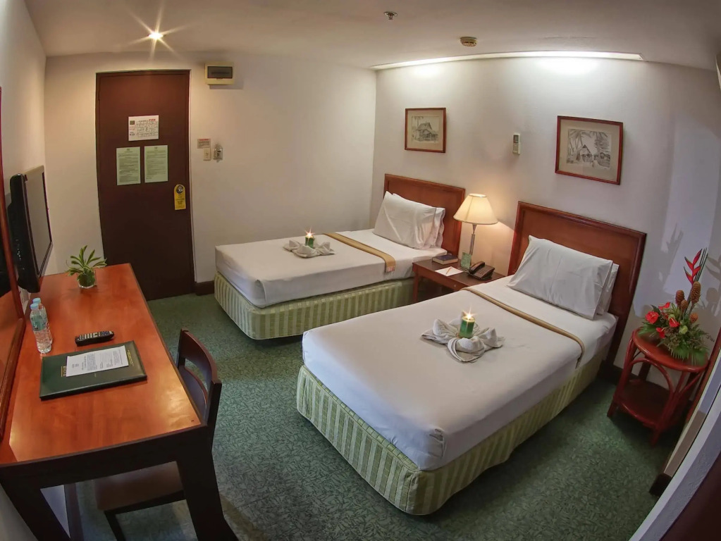 Rajah Park Hotel by Hiverooms