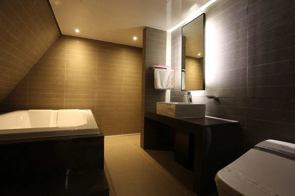 Form Hotel