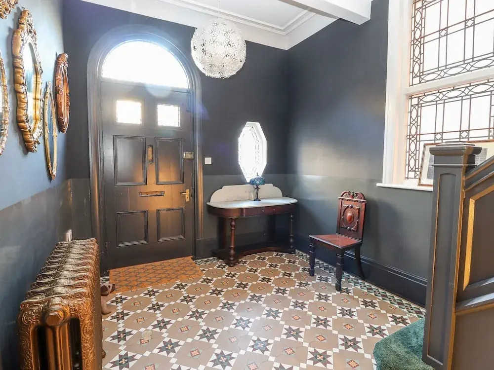 Livingstone House