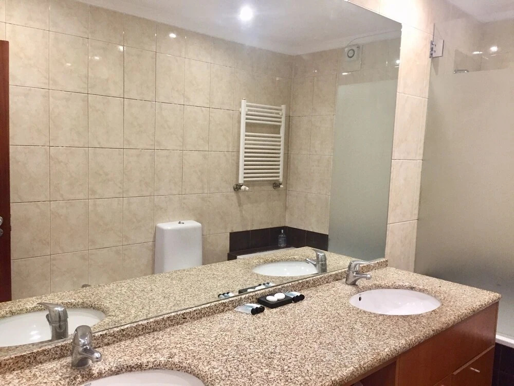 Patio das Escadas - Three-bedroom House in Porto