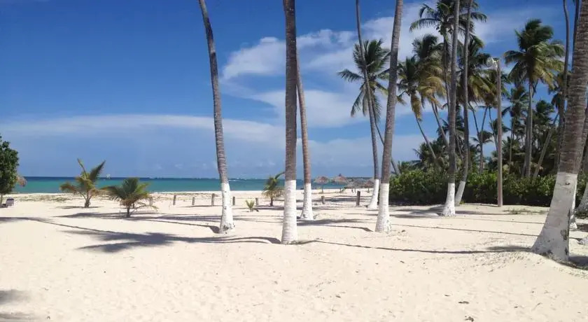 Stanza Mare 2 Bedroom Beachfront Condo