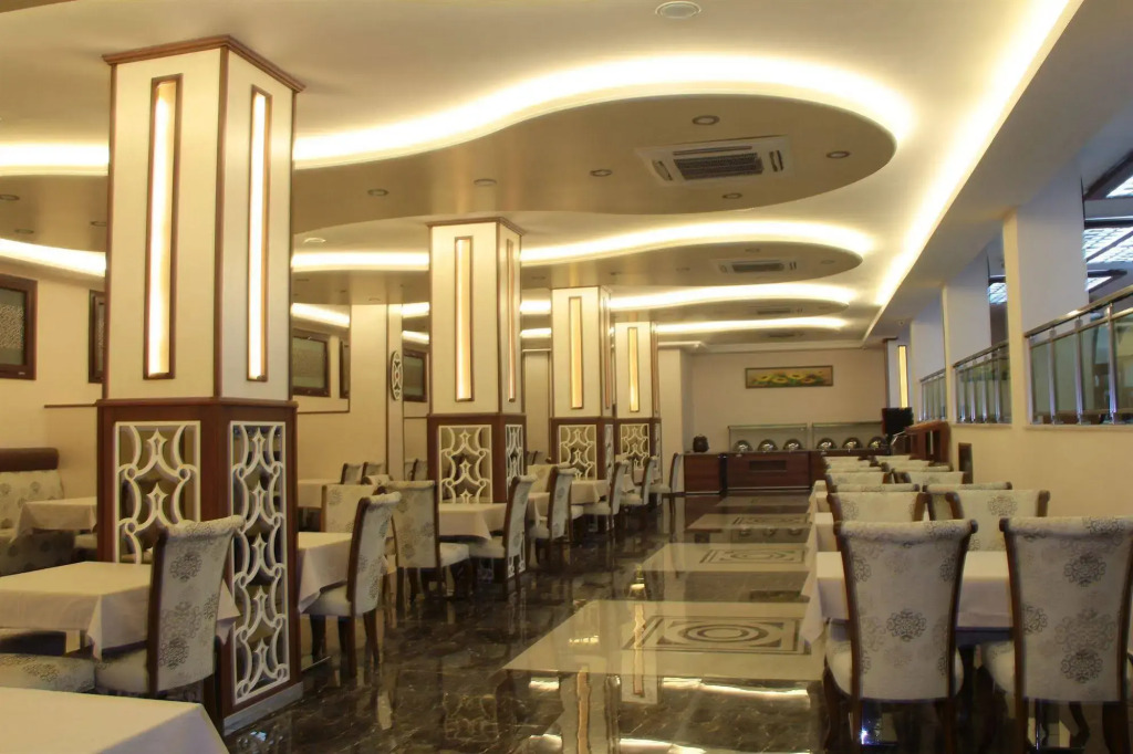 Malahit Exclusive City Hotel