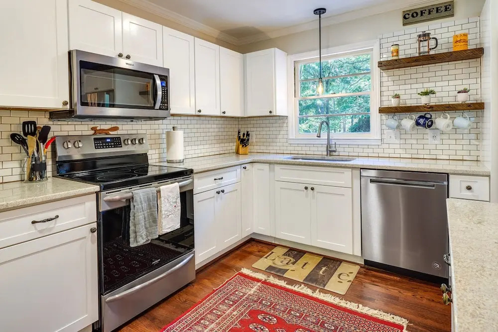 Southern Pines Vacation Rental w/ Deck & Grill!