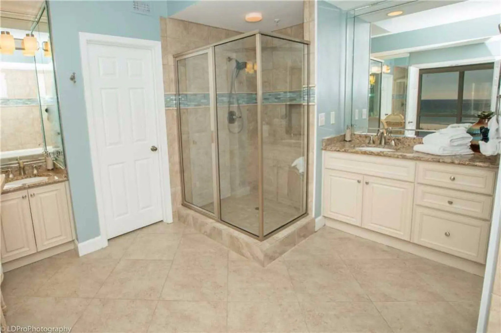 Oceania Destin Rental by Holiday Isle