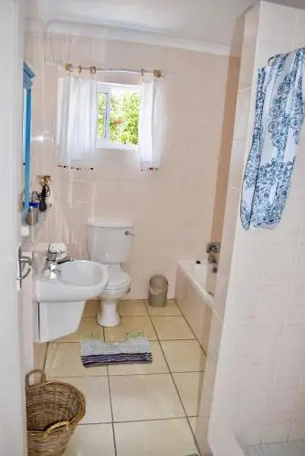 The Green Palm Cottage