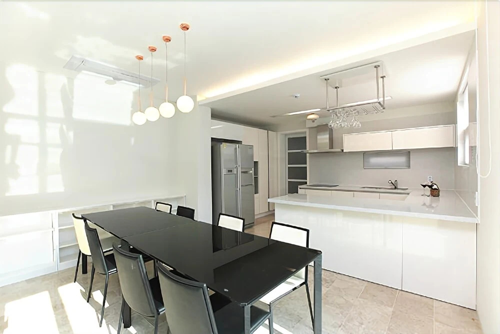 Gapyeong baeknak Flat House