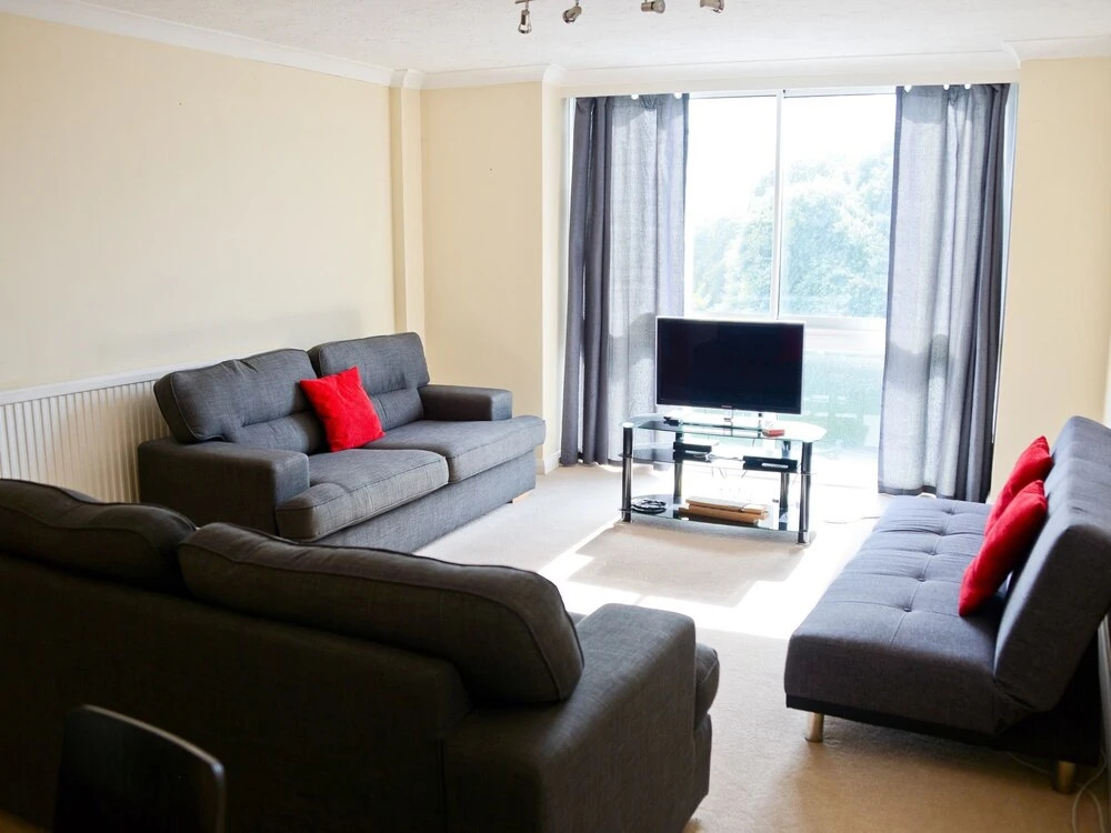 Arundel Lodge