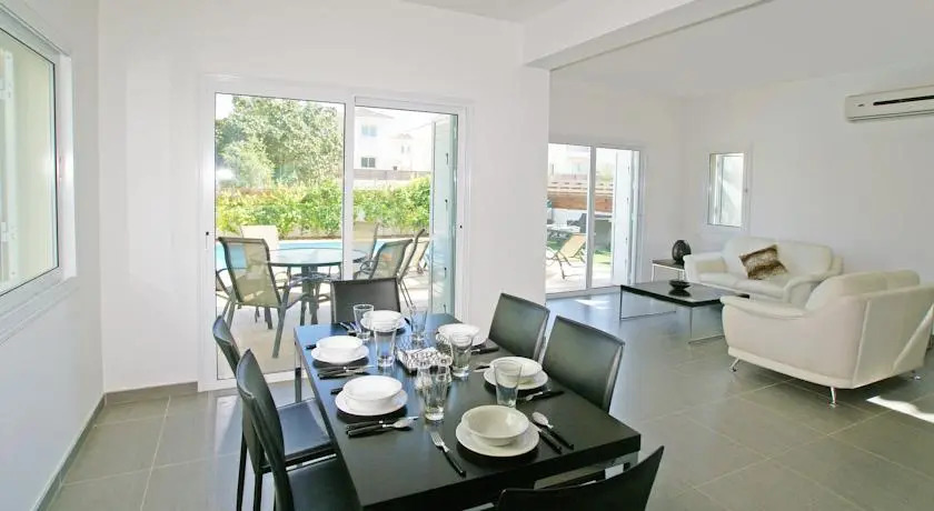 Villa Palm