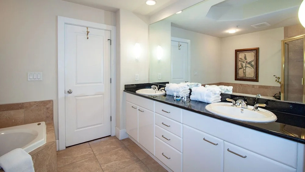 Two Bedroom With Unobstructed Views - Unit Crd0609