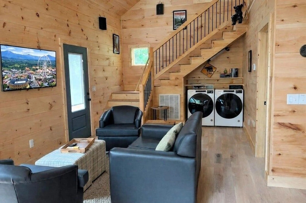 Shamrock Valley 1 Bedroom Cabin