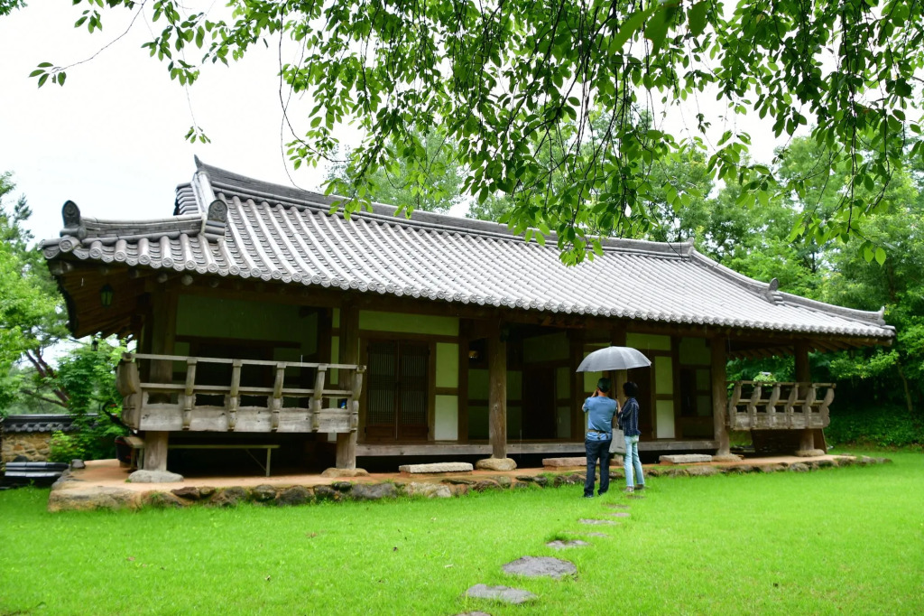 Nogodan Guesthouse and Hotel