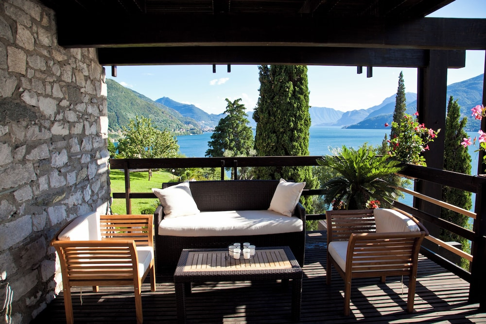 Villa Meraviglia - Private Villa with garden, pool and Breathtaking Lake Como Views