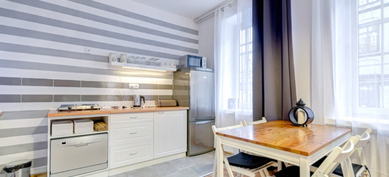 Riverside Apartment Targ Rybny