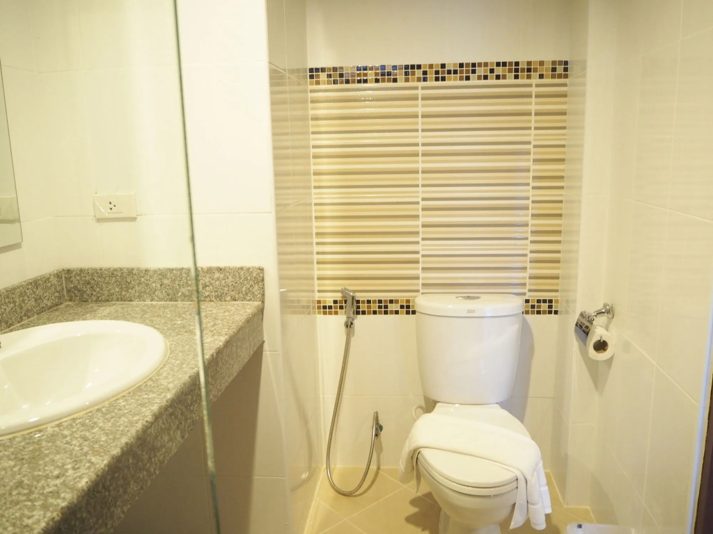Suksomboon Hotel