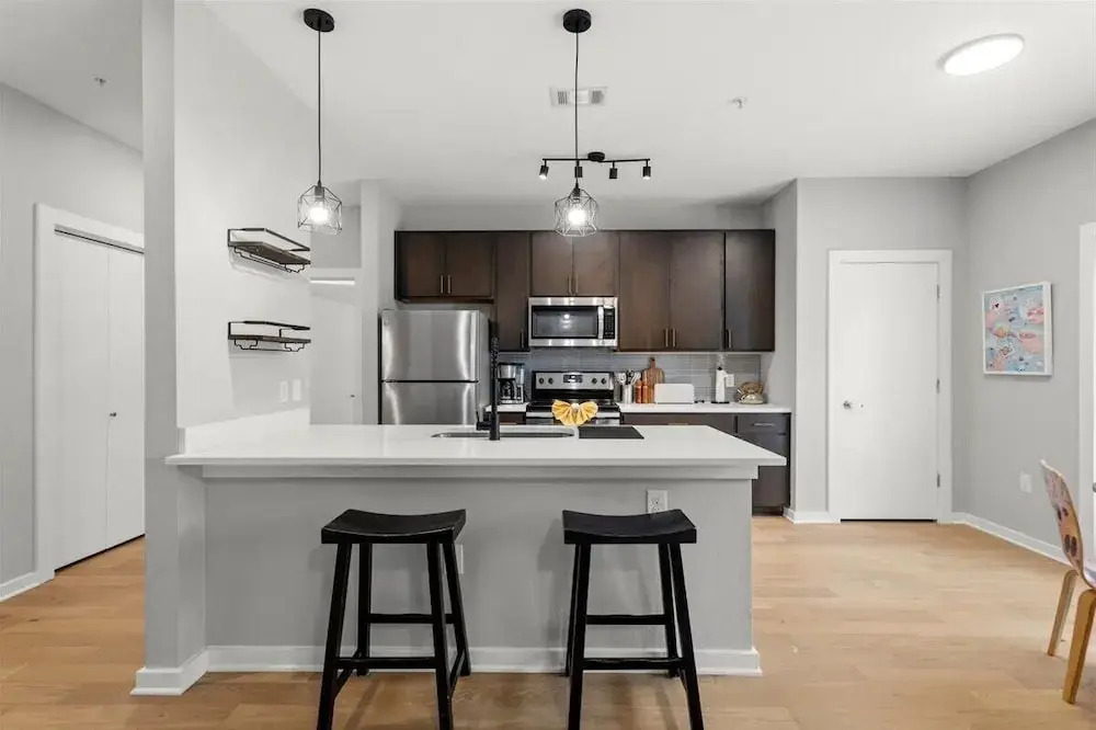 2112 Thornton