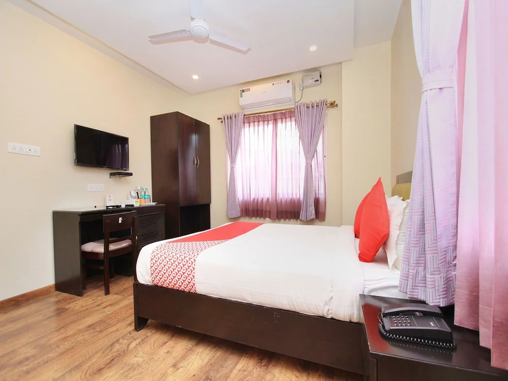 Capital O 11137 Hotel Morgen Suites