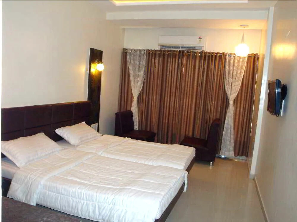 Purohit S Hotel Raj