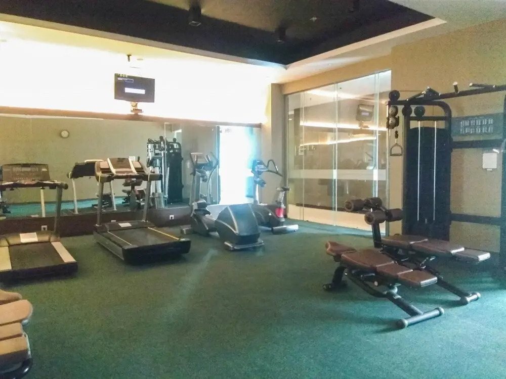 Homey and Modern with City View 2BR Poins Square Apartment