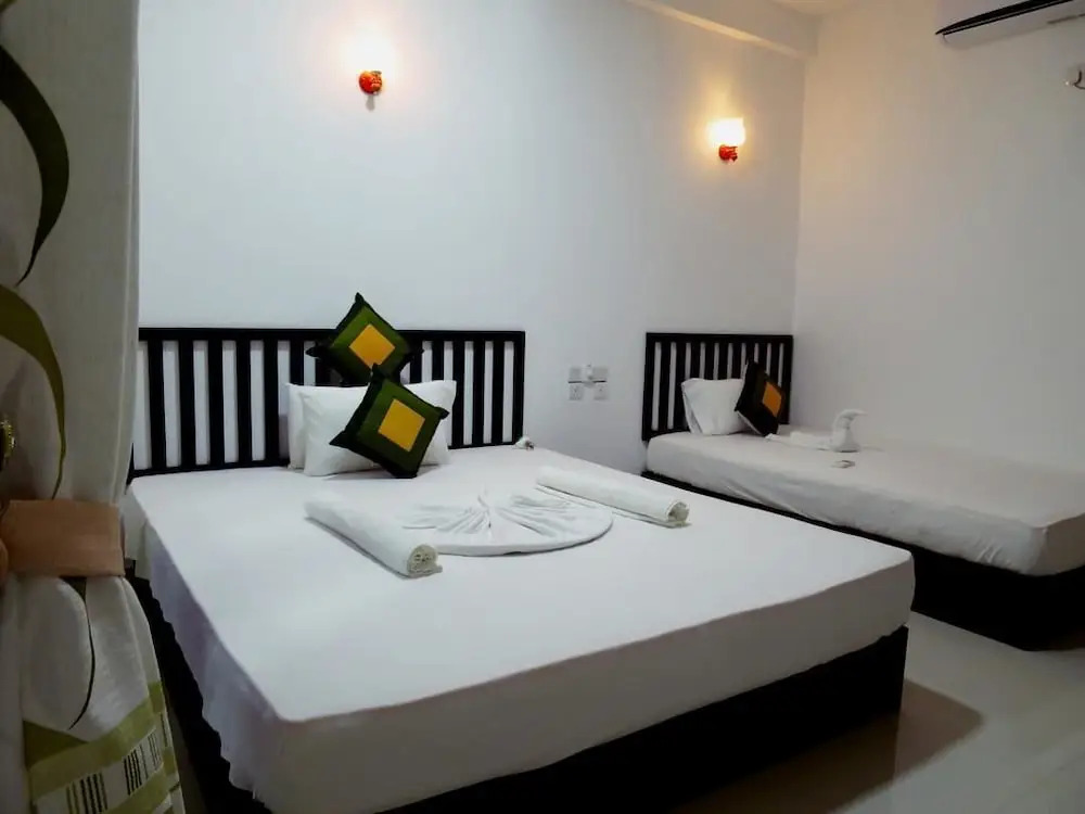 Hotel Chanara