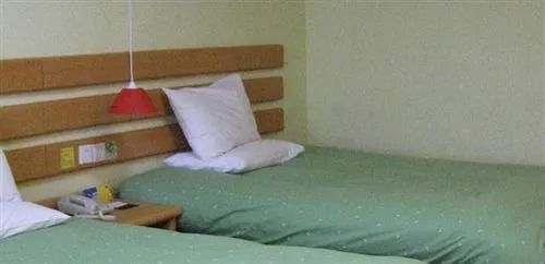 Home Inn Baishan Minzhong Street