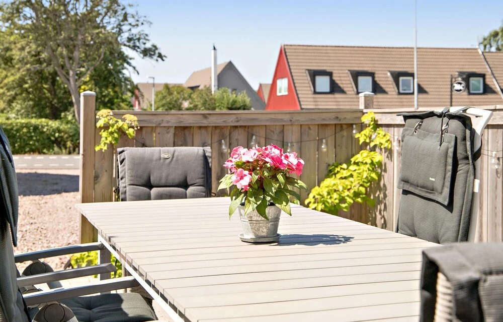 Nice Home in Jonstorp With 3 Bedrooms and Wifi