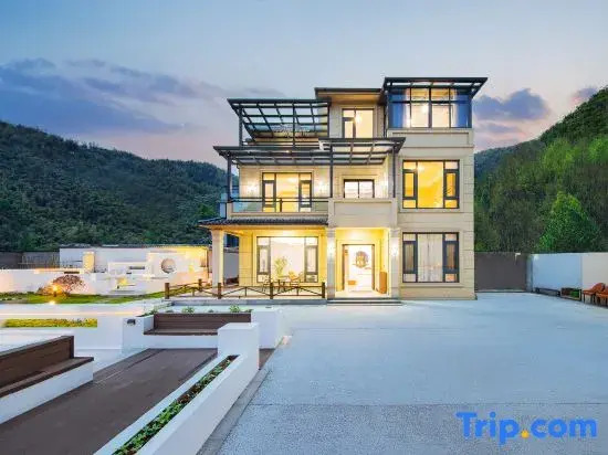 Yunyu·Bitter Wuman Shanling Wild Luxury Travel Panorama Beauty Hotel