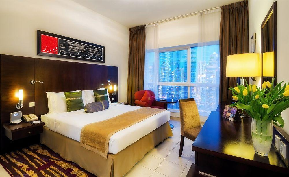 JAM Marina Residence Higuests