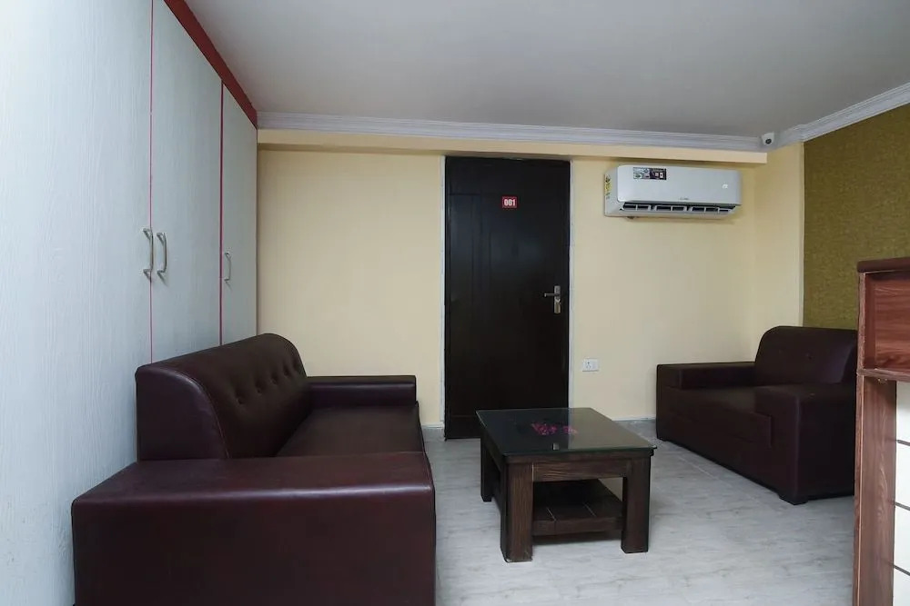 OYO 18282 Kanchan Villa