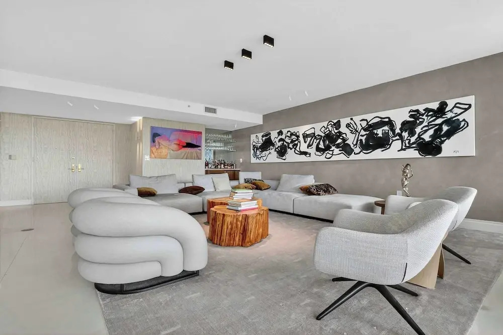Coastal Enclave Key Biscayne Oceanview w Pool